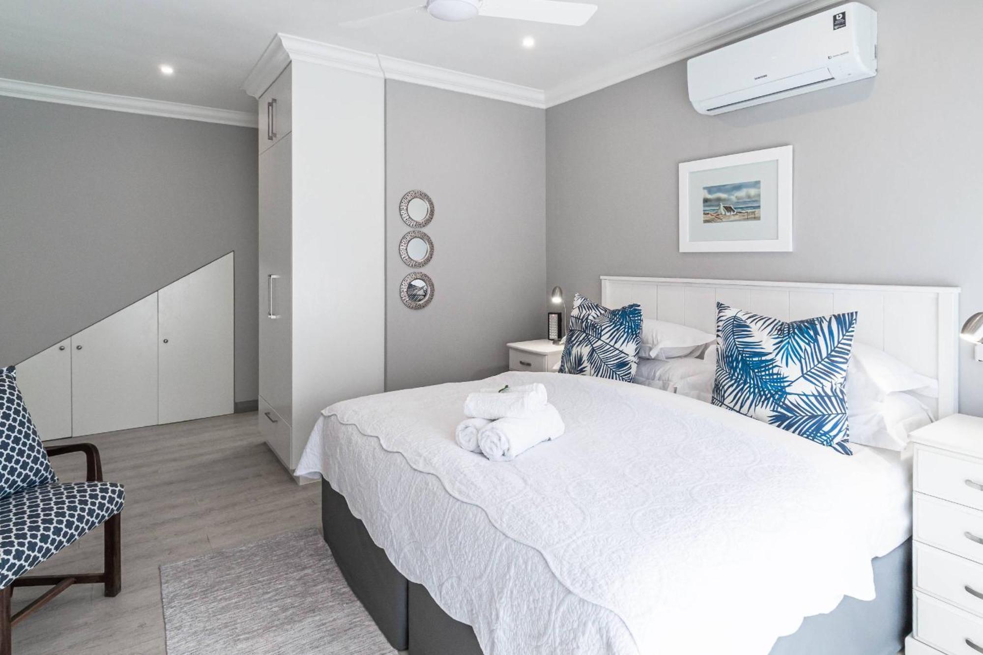 Whale Coast Ocean Villa Херманус Екстериор снимка