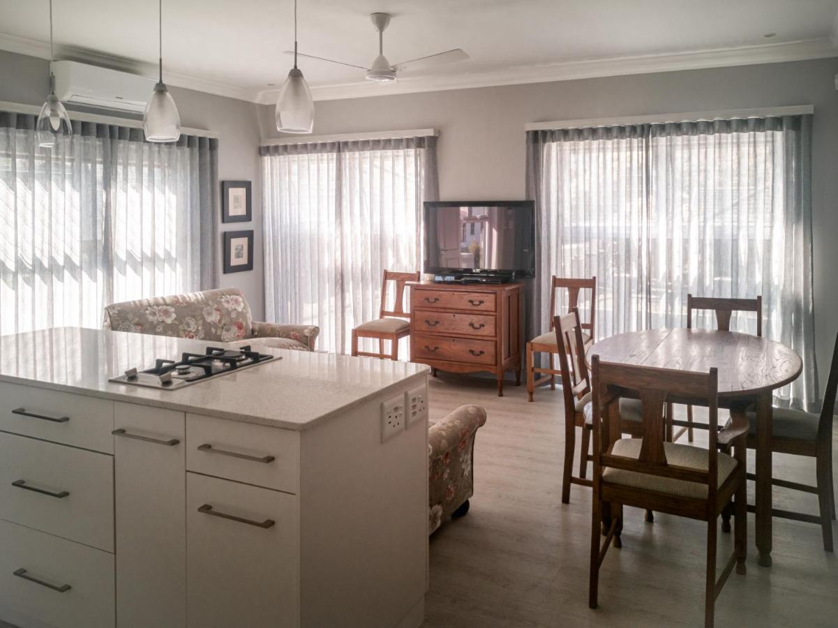 Whale Coast Ocean Villa Херманус Екстериор снимка